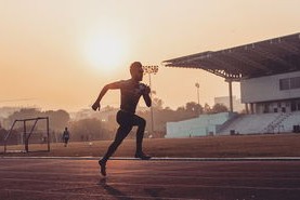 不愿牺牲发声权利，布朗放弃耐克巨额代言，布朗cba
