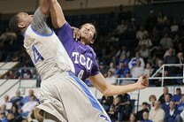 场均40分11板9助，NBA历史首人！要这么打，本赛季MVP悬念不大了，nba历史场均篮板排行榜