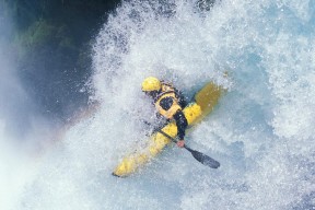 特斯·冯·迪克：帮助南非队在进攻端始终保持压力，为球队带来创造性机会