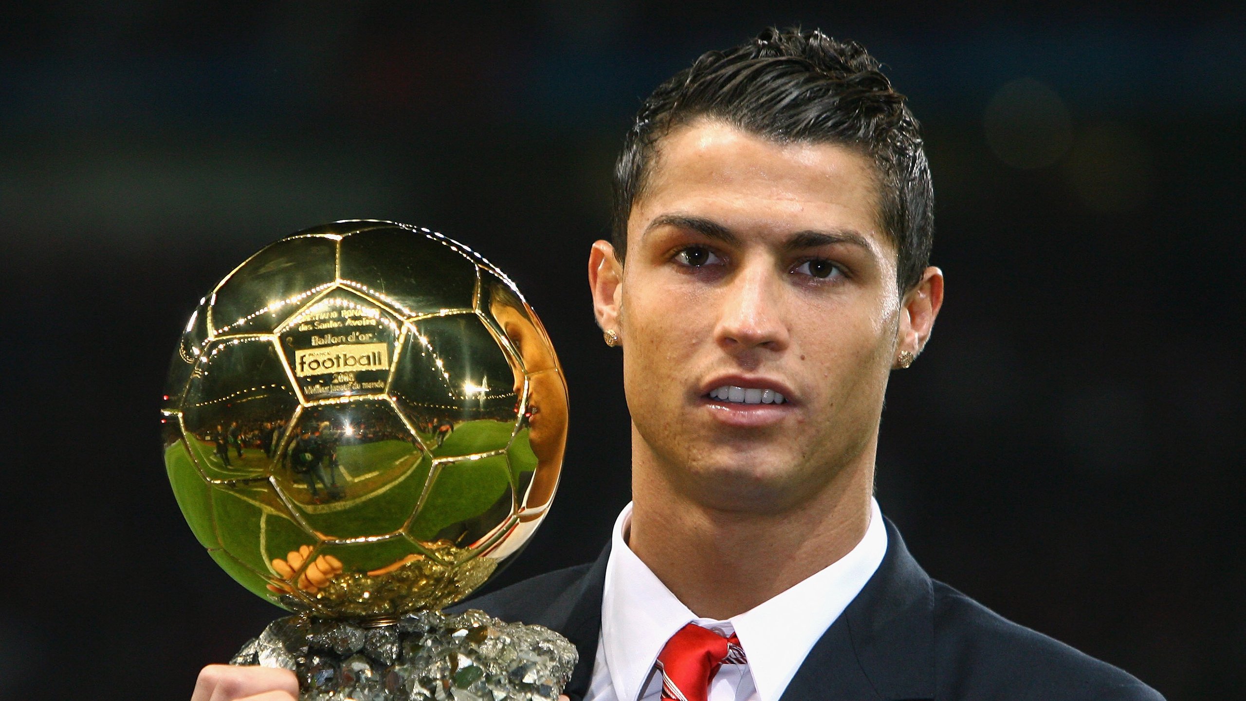 英超冲刺剧：胜负悬念在最后一刻！，英超精彩